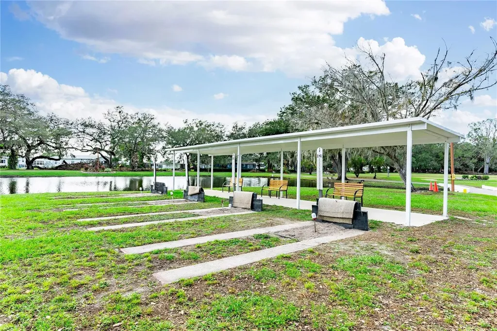 5541 Benton Street Zephyrhills FL 33542