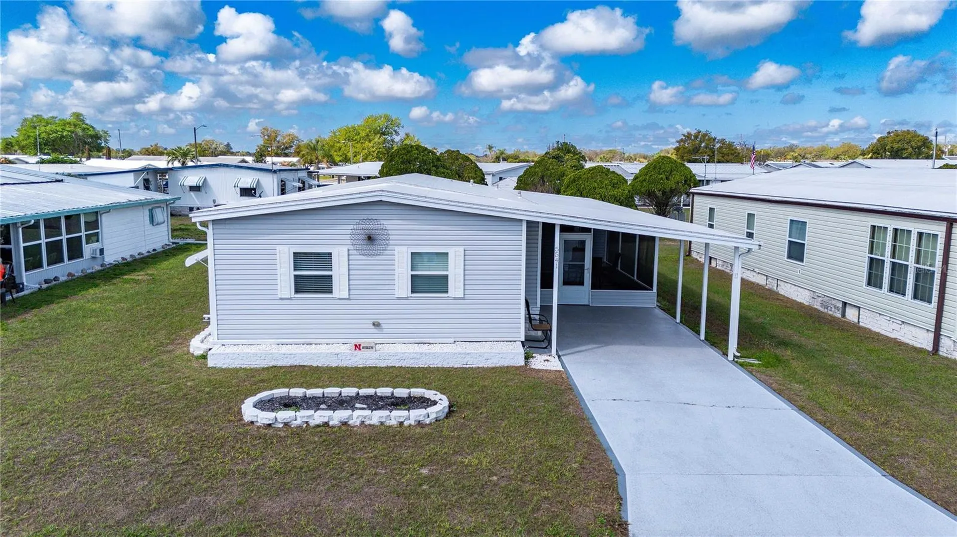 5541 Benton Street Zephyrhills FL 33542
