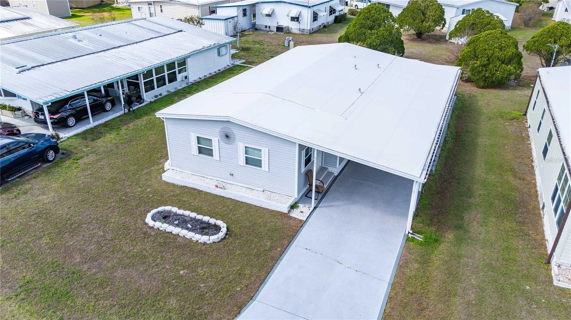 5541 Benton Street Zephyrhills FL 33542
