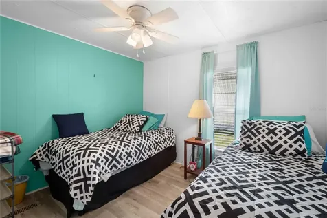 5541 Benton Street Zephyrhills FL 33542