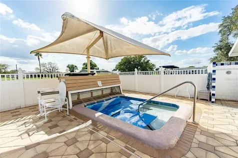 5541 Benton Street Zephyrhills FL 33542