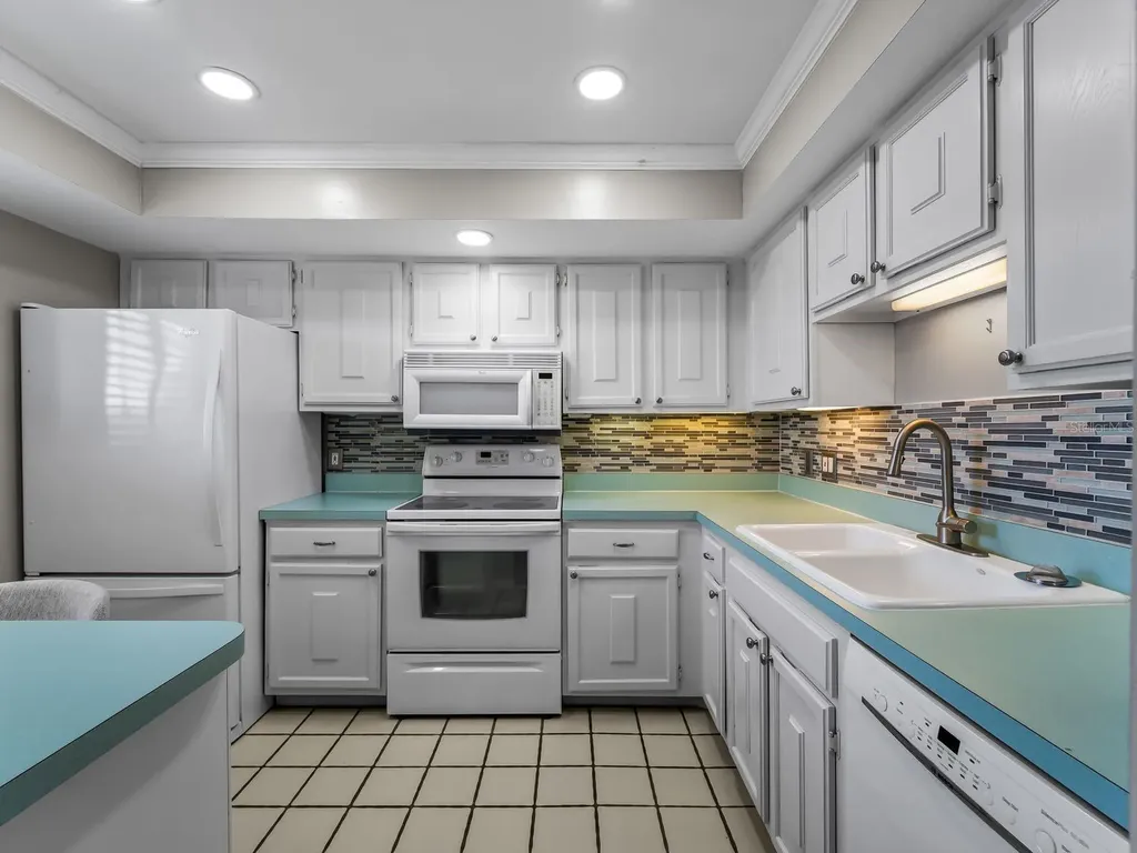 995 Laguna Drive Venice FL 34285