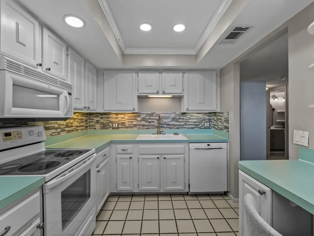 995 Laguna Drive Venice FL 34285