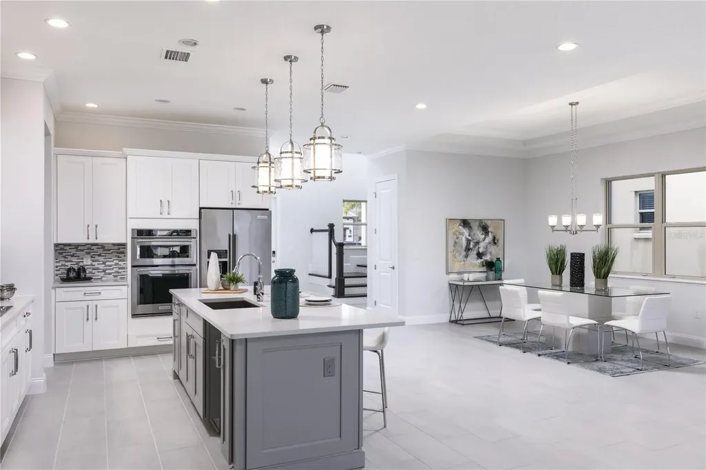 10475 Royal Cypress Way Orlando FL 32836