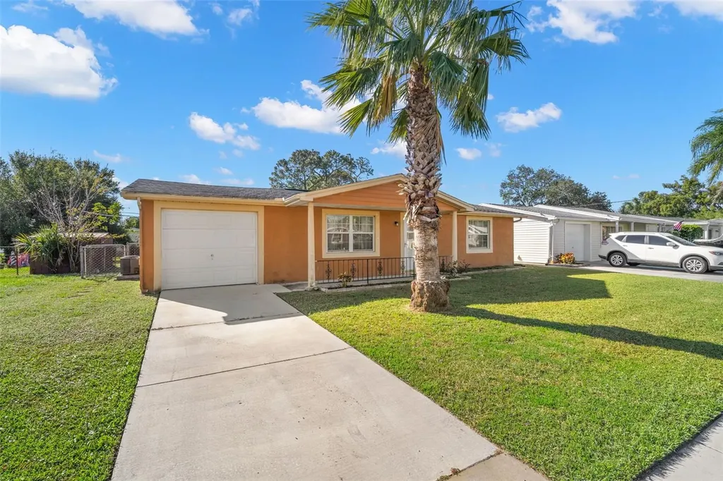 4642 Eastwood Lane Holiday FL 34690