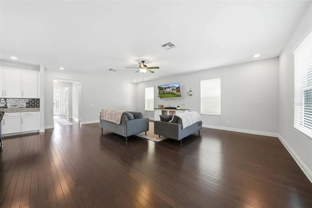13207 Sunset Shore Circle Riverview FL 33579