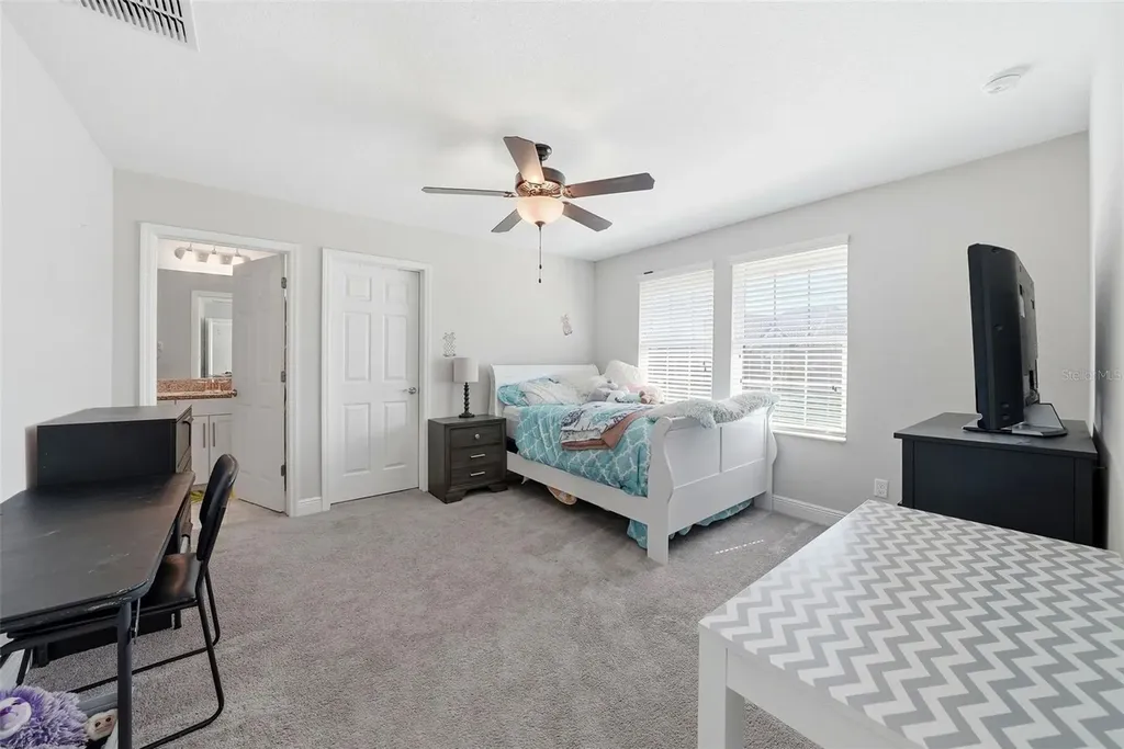 13207 Sunset Shore Circle Riverview FL 33579