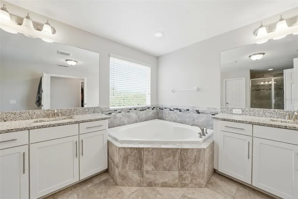 13207 Sunset Shore Circle Riverview FL 33579