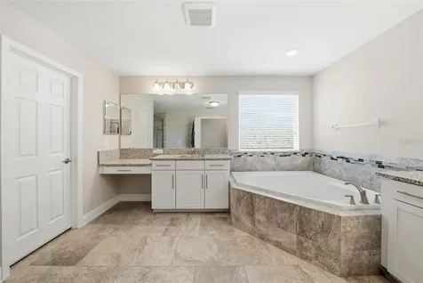 13207 Sunset Shore Circle Riverview FL 33579