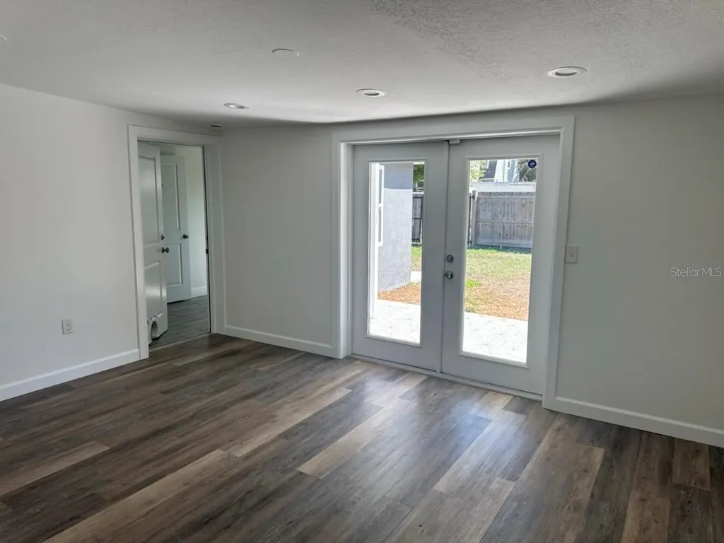 5520 20th Avenue S Gulfport FL 33707