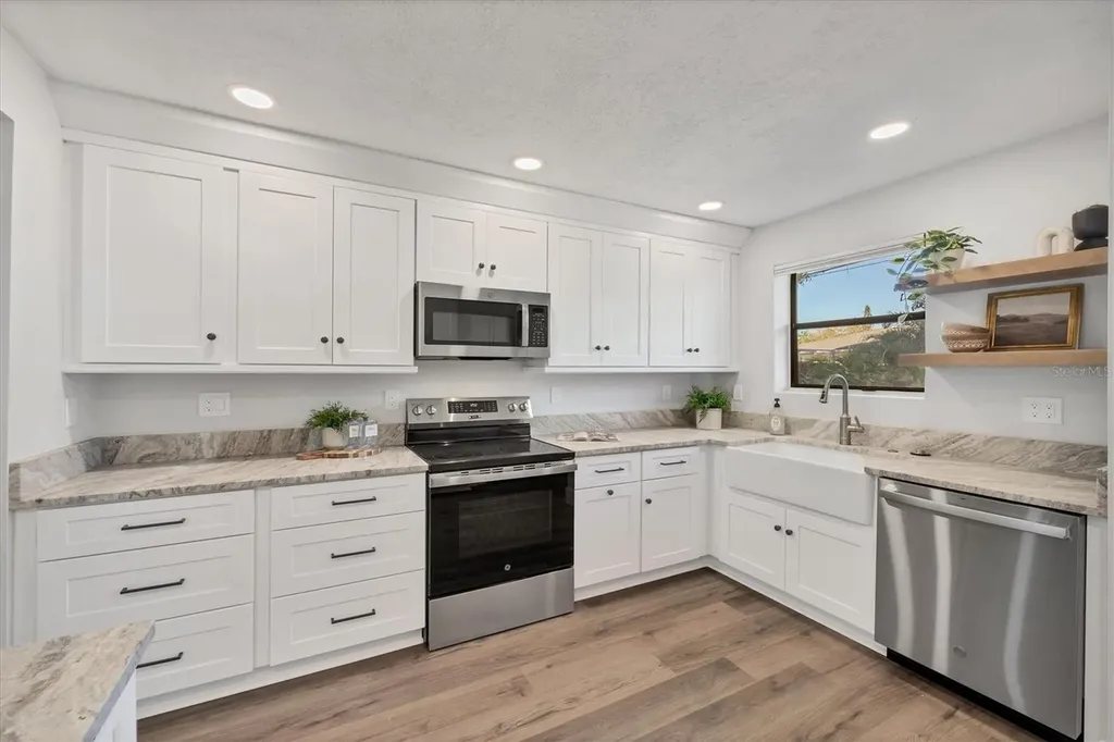 4737 Del Rio Way S Gulfport FL 33711