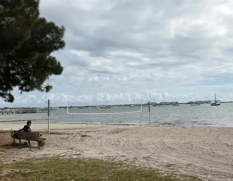 4737 Del Rio Way S Gulfport FL 33711