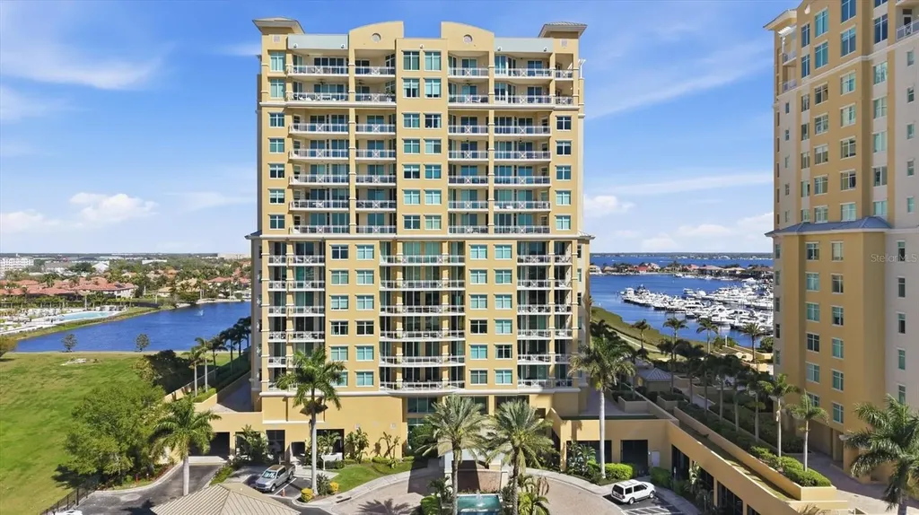 140 Riviera Dunes Way Palmetto FL 34221