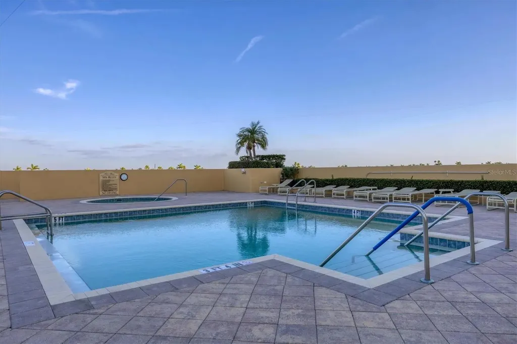 140 Riviera Dunes Way Palmetto FL 34221