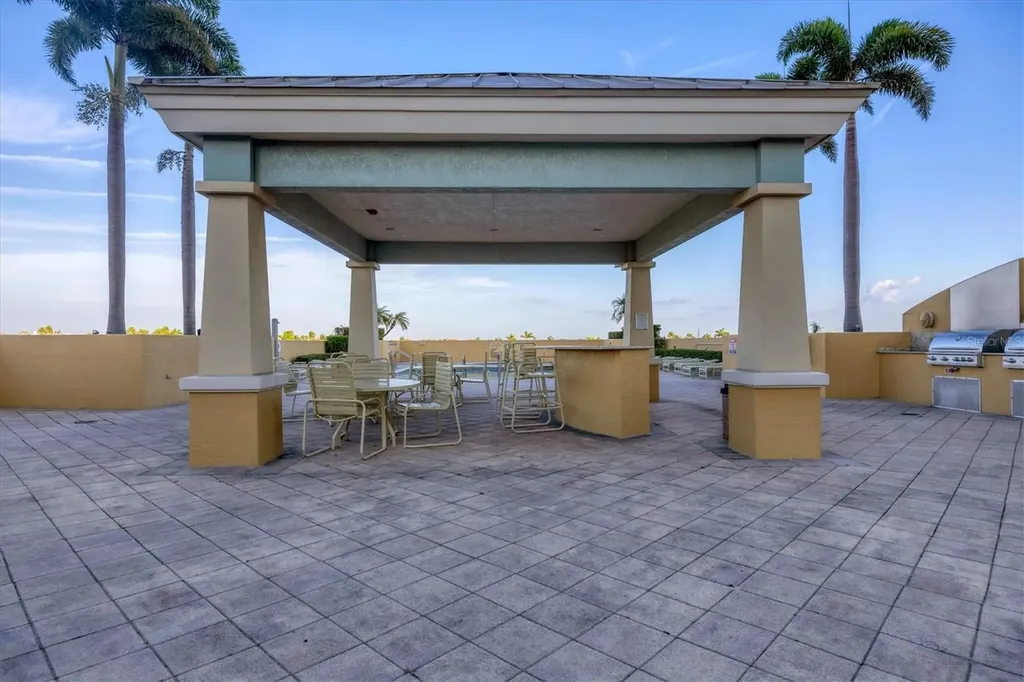 140 Riviera Dunes Way Palmetto FL 34221