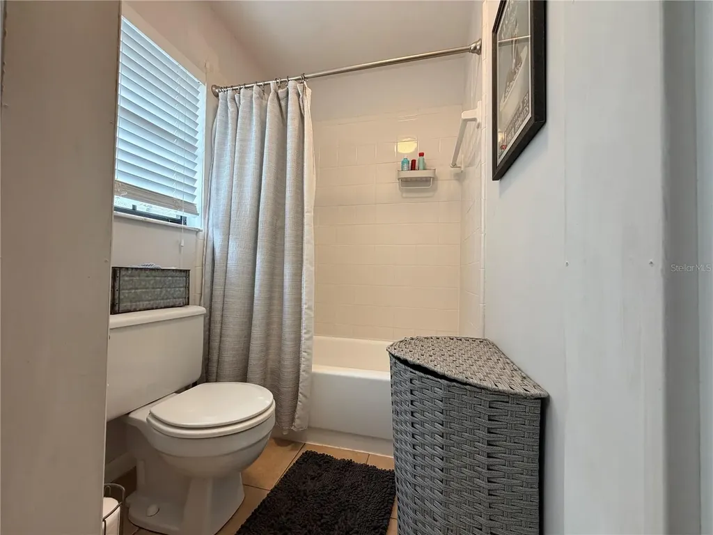 5418 SW 4th Place Gainesville FL 32607