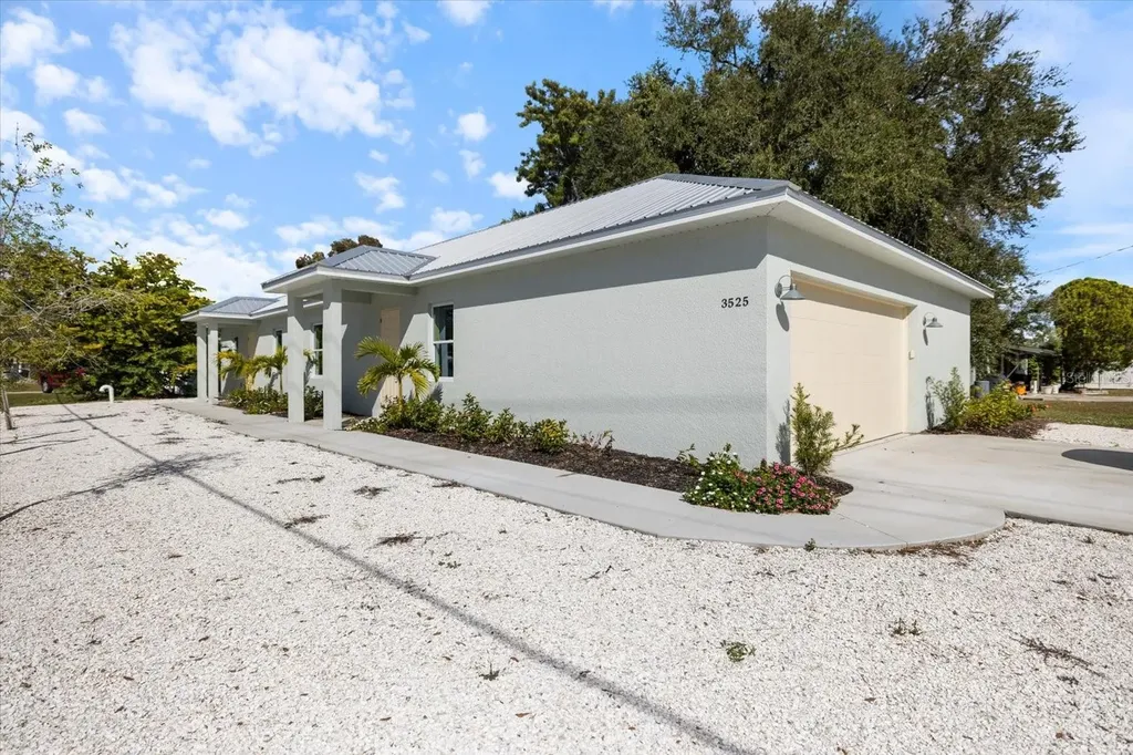 3525 Mcintosh Road Sarasota FL 34232
