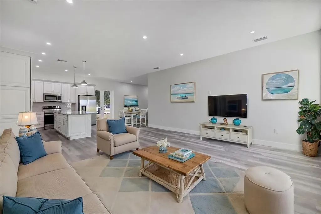 3525 Mcintosh Road Sarasota FL 34232