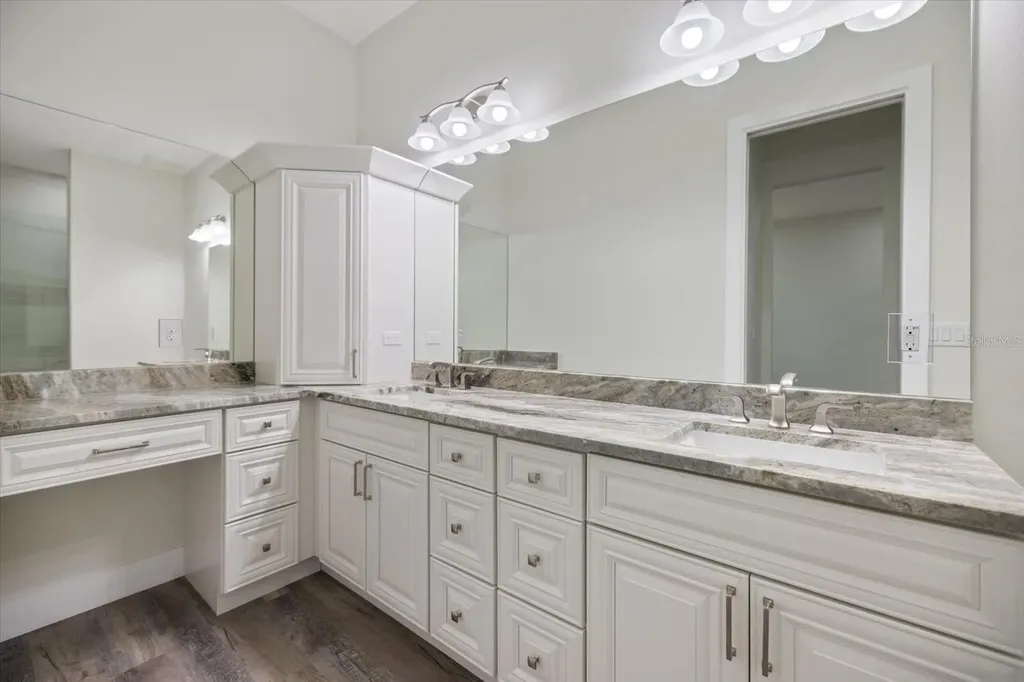 3525 Mcintosh Road Sarasota FL 34232
