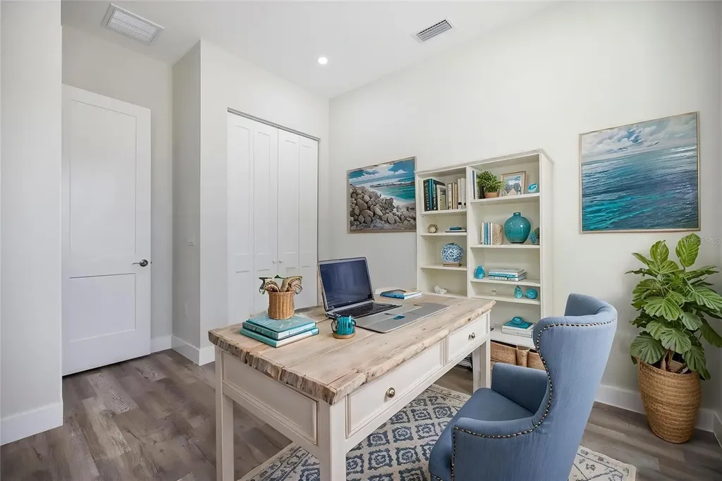 3525 Mcintosh Road Sarasota FL 34232