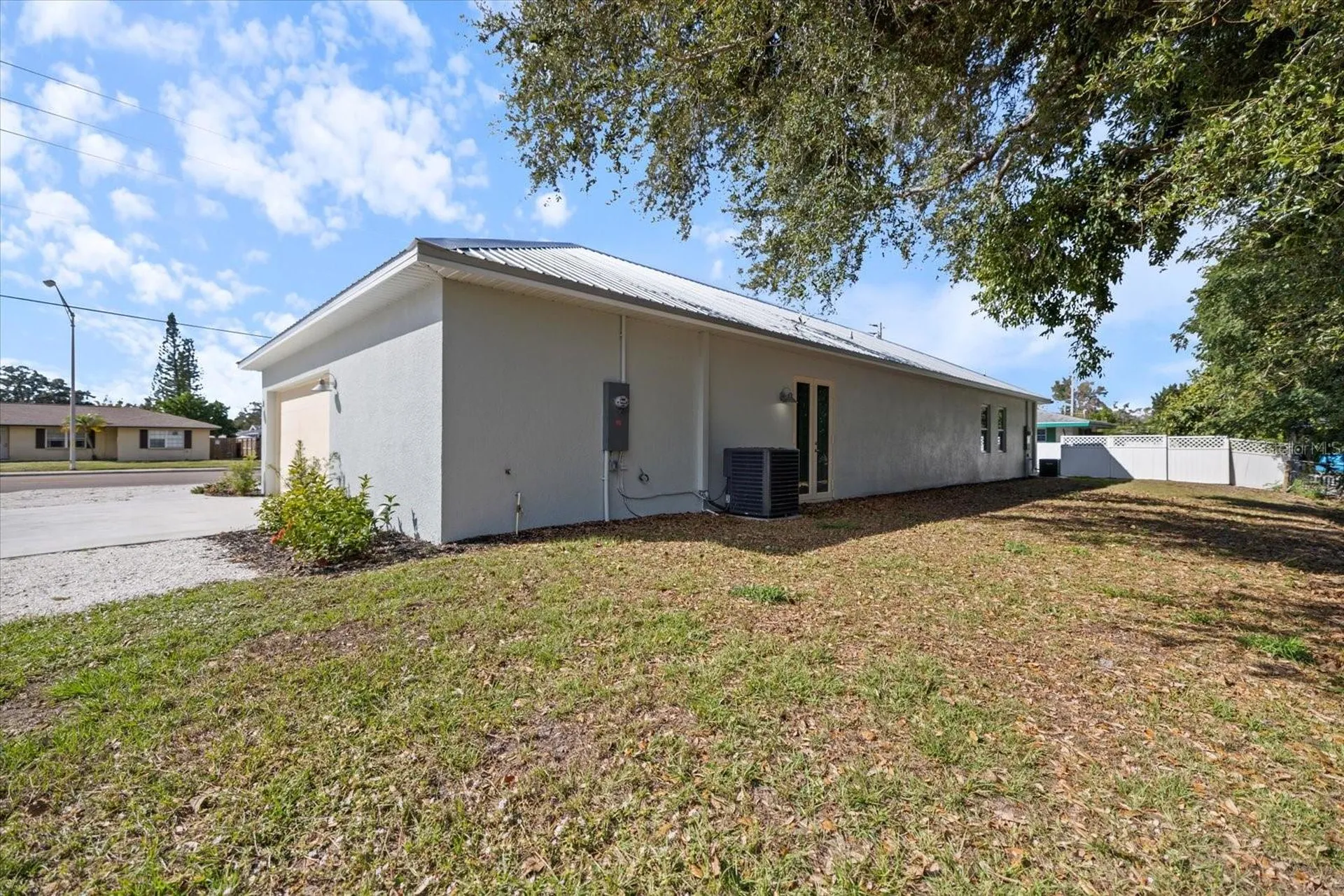 3525 Mcintosh Road Sarasota FL 34232