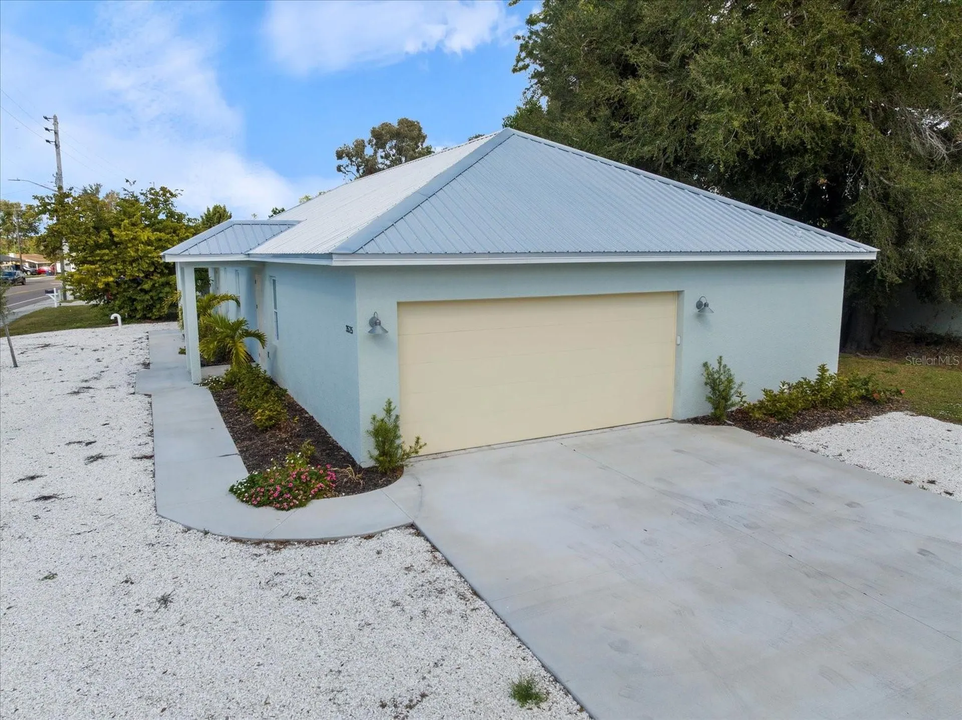 3525 Mcintosh Road Sarasota FL 34232