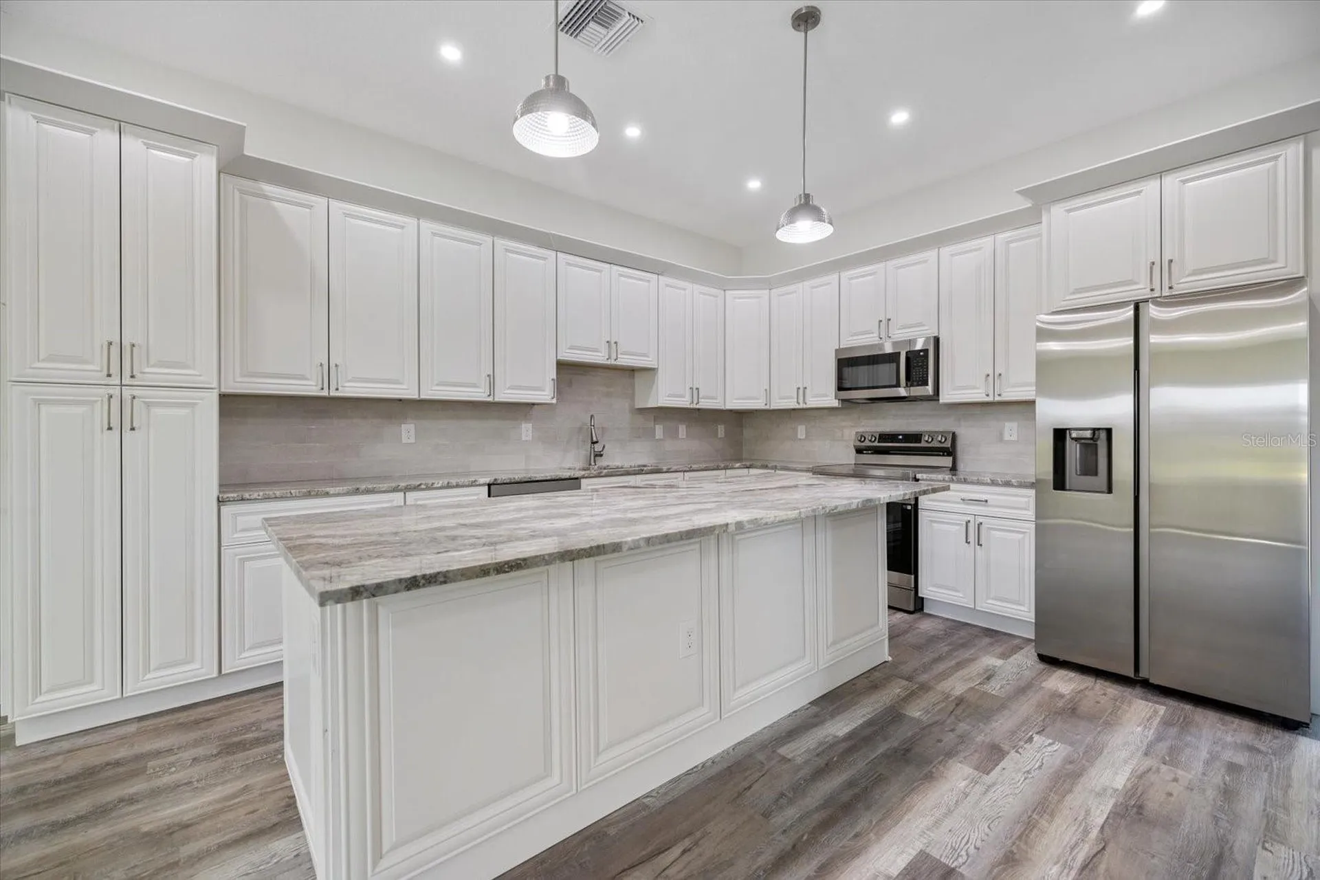 3525 Mcintosh Road Sarasota FL 34232