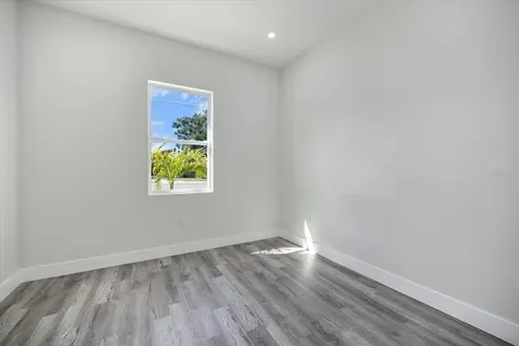 3525 Mcintosh Road Sarasota FL 34232