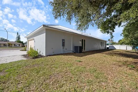 3525 Mcintosh Road Sarasota FL 34232