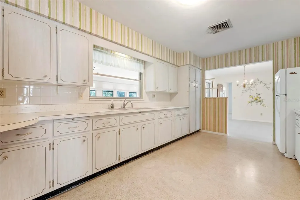 3052 Webber Street Sarasota FL 34239