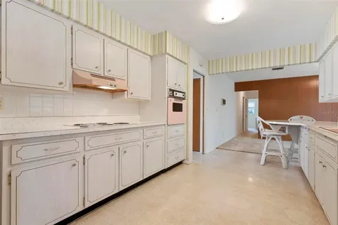 3052 Webber Street Sarasota FL 34239