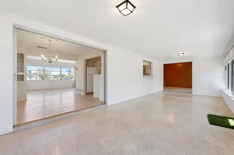 3052 Webber Street Sarasota FL 34239