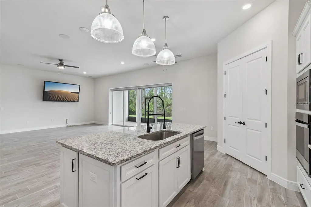2502 Alligator Flag Court Clermont FL 34714