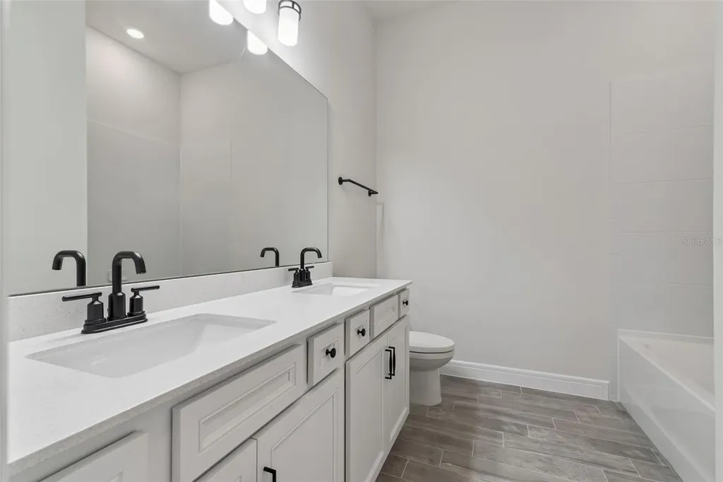 2502 Alligator Flag Court Clermont FL 34714