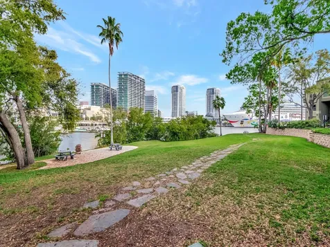 605 Island Place Way Tampa FL 33602