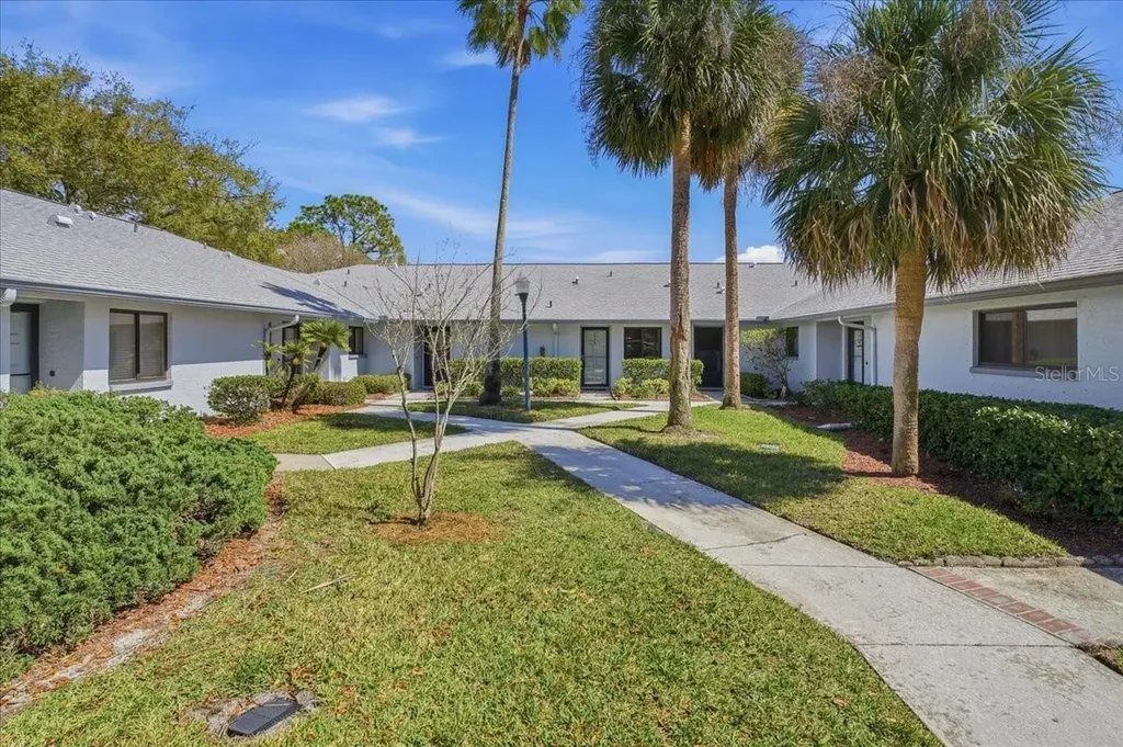 2761 Countryside Boulevard Clearwater FL 33761