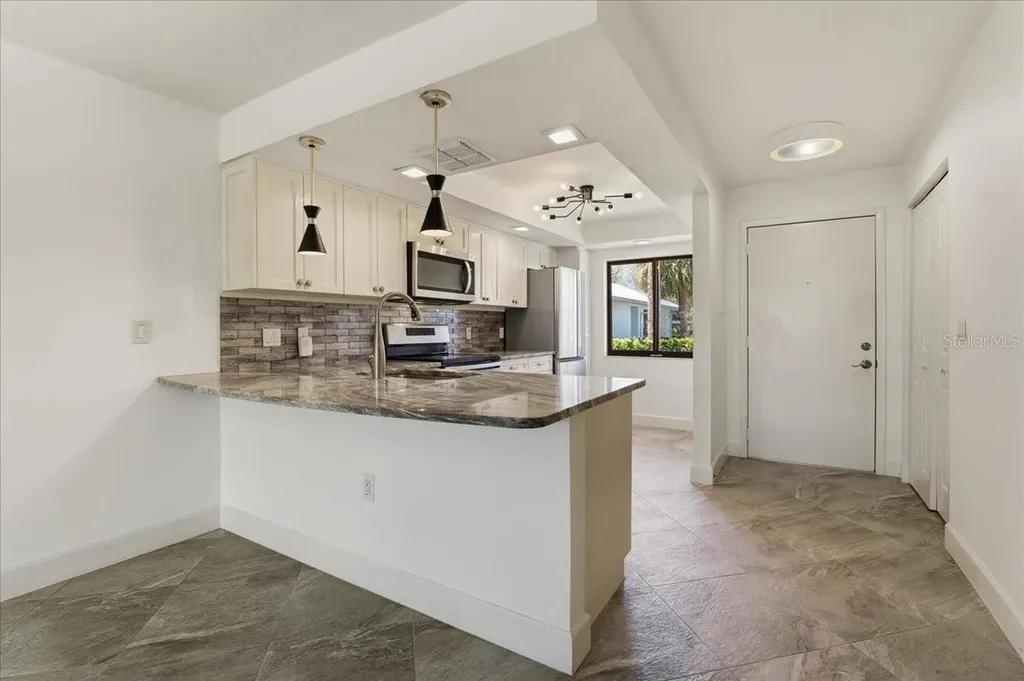 2761 Countryside Boulevard Clearwater FL 33761
