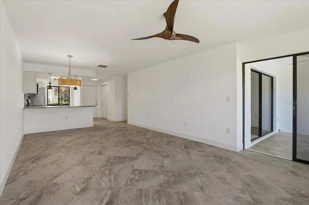 2761 Countryside Boulevard Clearwater FL 33761
