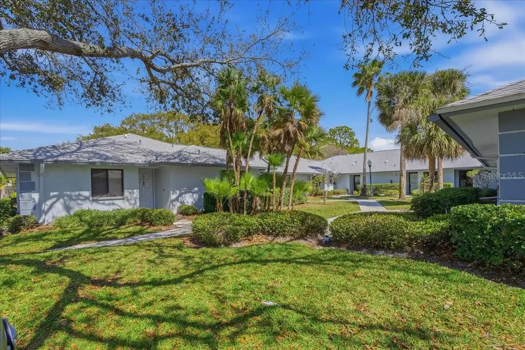 2761 Countryside Boulevard Clearwater FL 33761