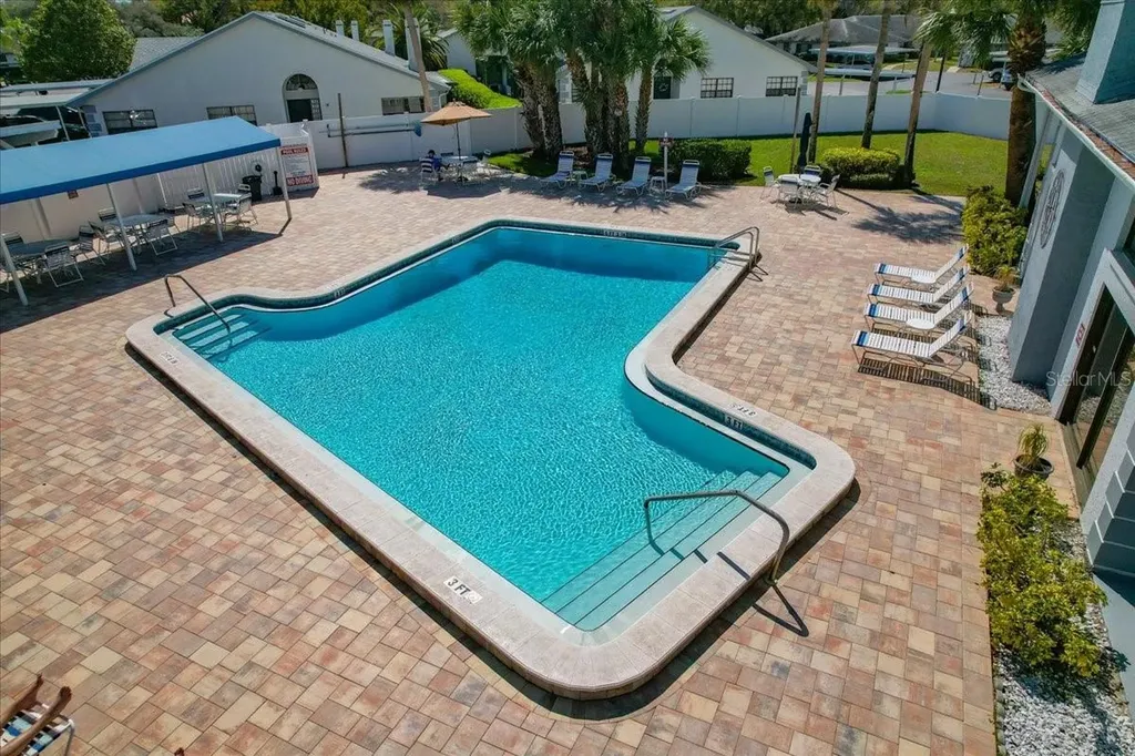 2761 Countryside Boulevard Clearwater FL 33761
