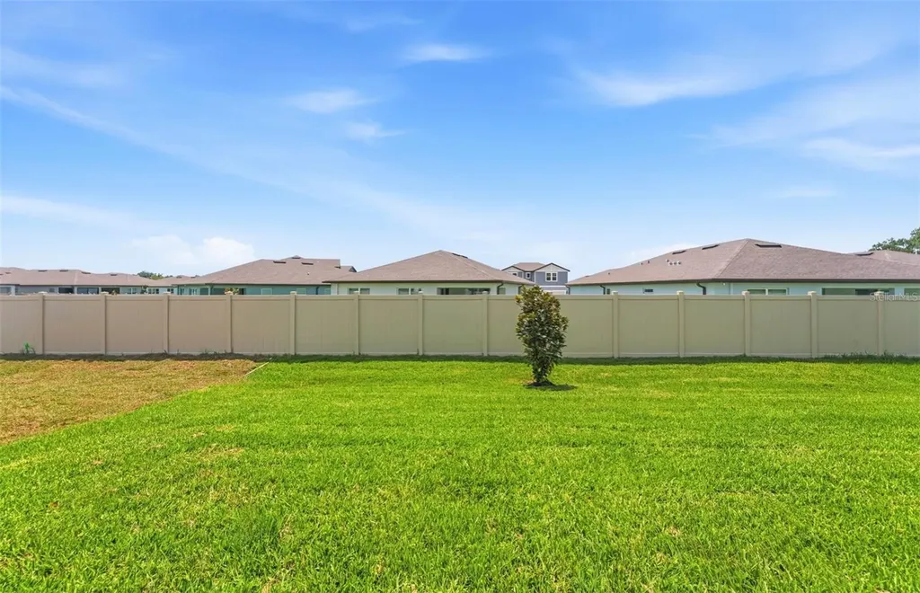 9804 Redwood Heights Loop Thonotosassa FL 33592