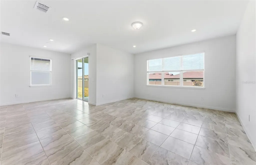 9804 Redwood Heights Loop Thonotosassa FL 33592