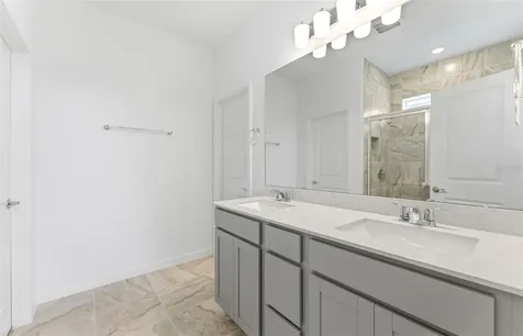 9804 Redwood Heights Loop Thonotosassa FL 33592