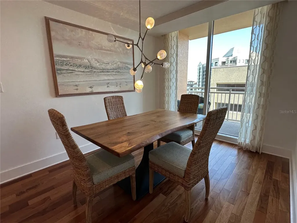 1350 Main Street Sarasota FL 34236