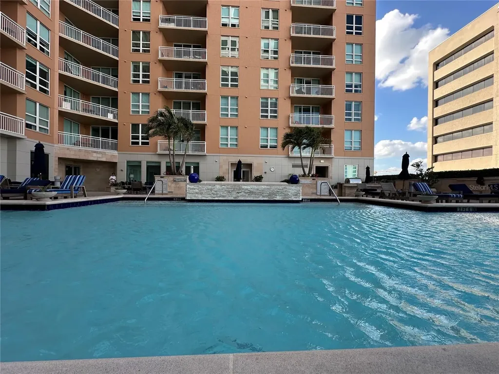 1350 Main Street Sarasota FL 34236