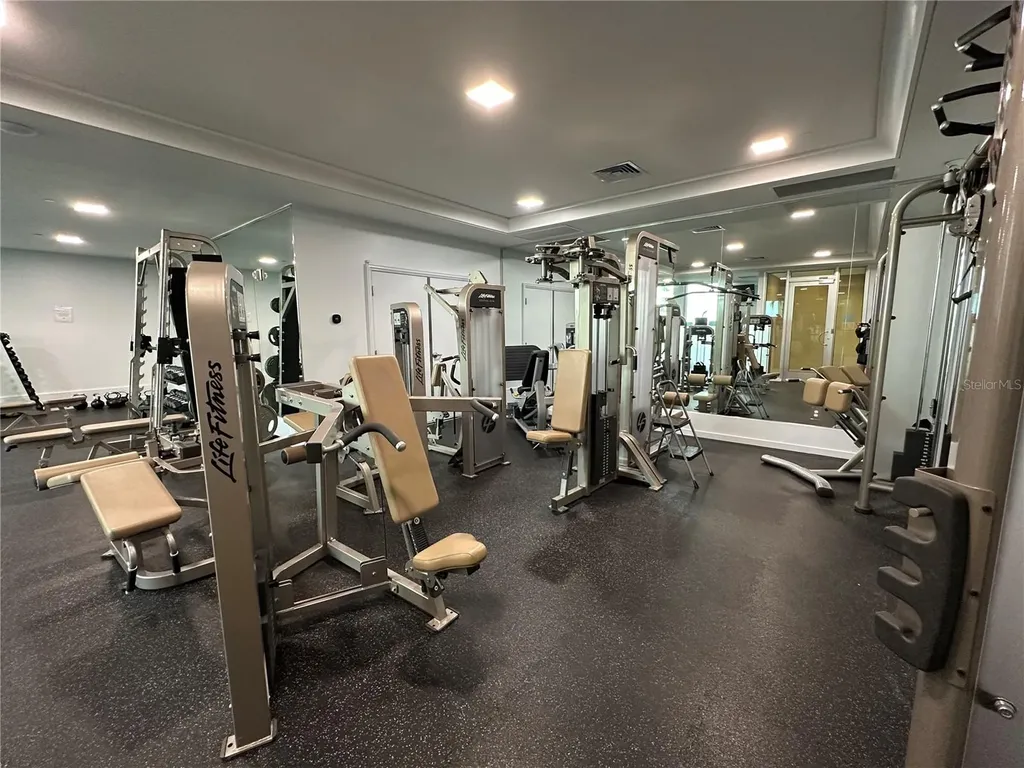 1350 Main Street Sarasota FL 34236