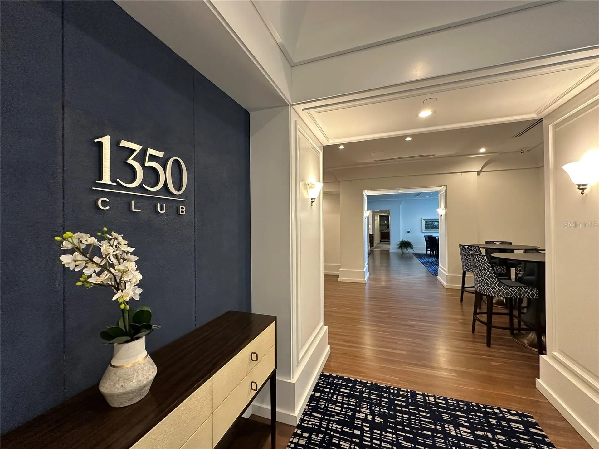 1350 Main Street Sarasota FL 34236