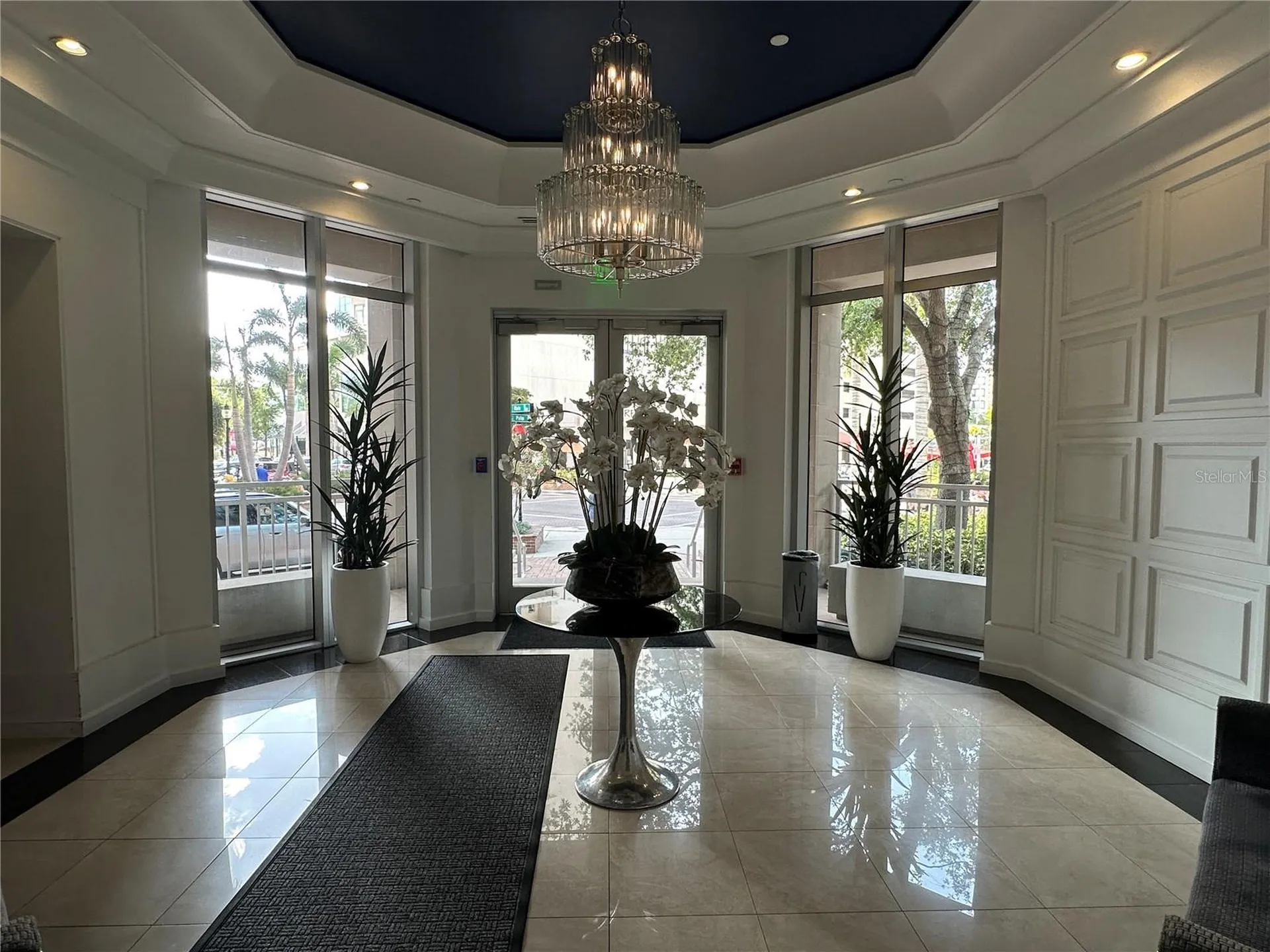 1350 Main Street Sarasota FL 34236