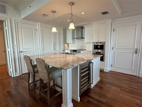 1350 Main Street Sarasota FL 34236