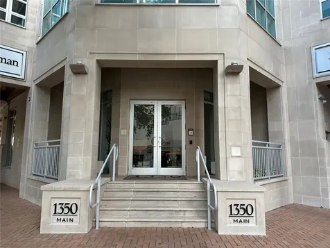 1350 Main Street Sarasota FL 34236